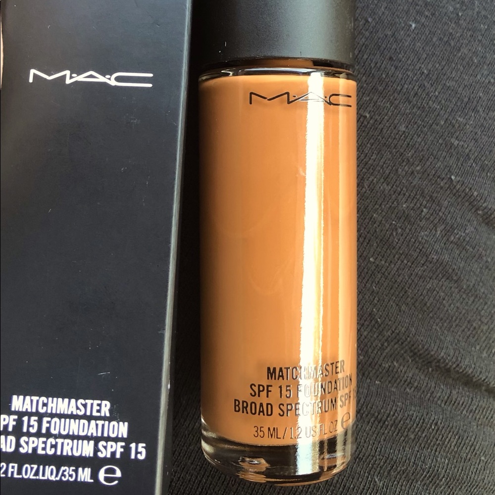 Mac foundation ! BNIB please see pics for shade